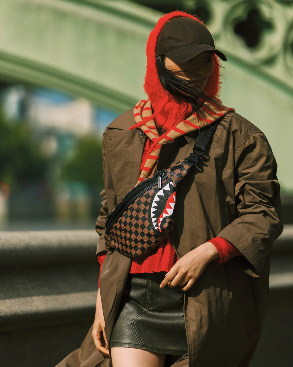 CHECK 2 EMBOSS SAVVY CROSSBODY