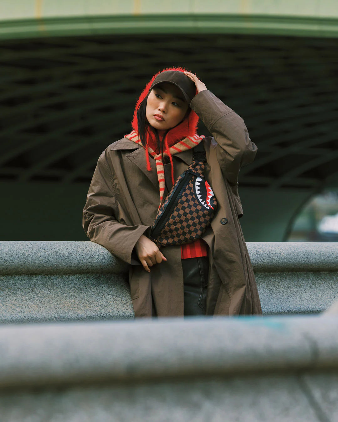 CHECK 2 EMBOSS SAVVY CROSSBODY