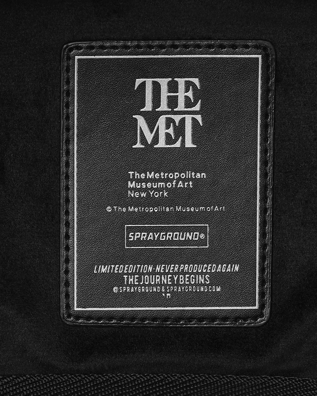 MET CHECKBOARD TUNIC BACKPACK