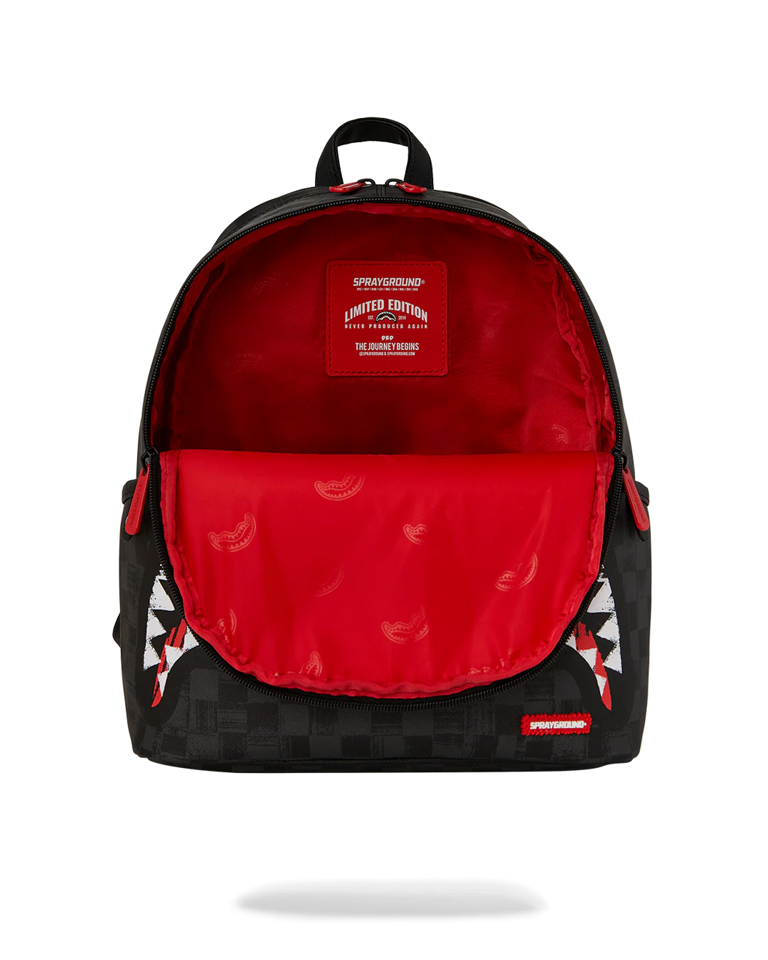 SCRIBBLE SHARK SAVAGE BACKPACK
