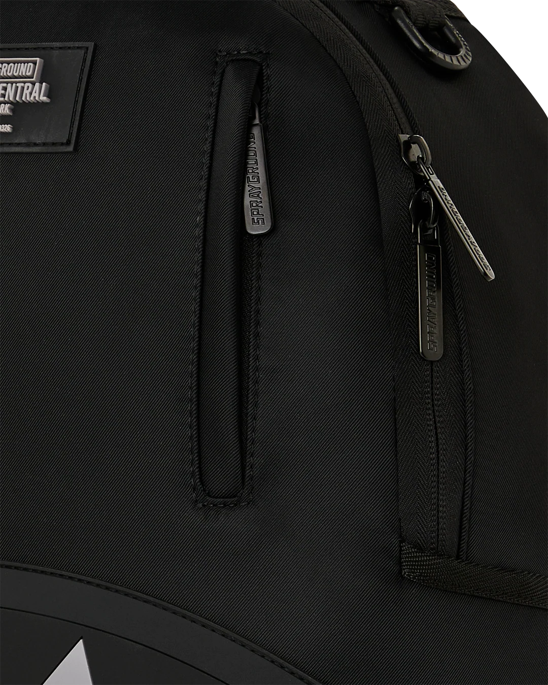SHARK CENTRAL NYLON BLACK