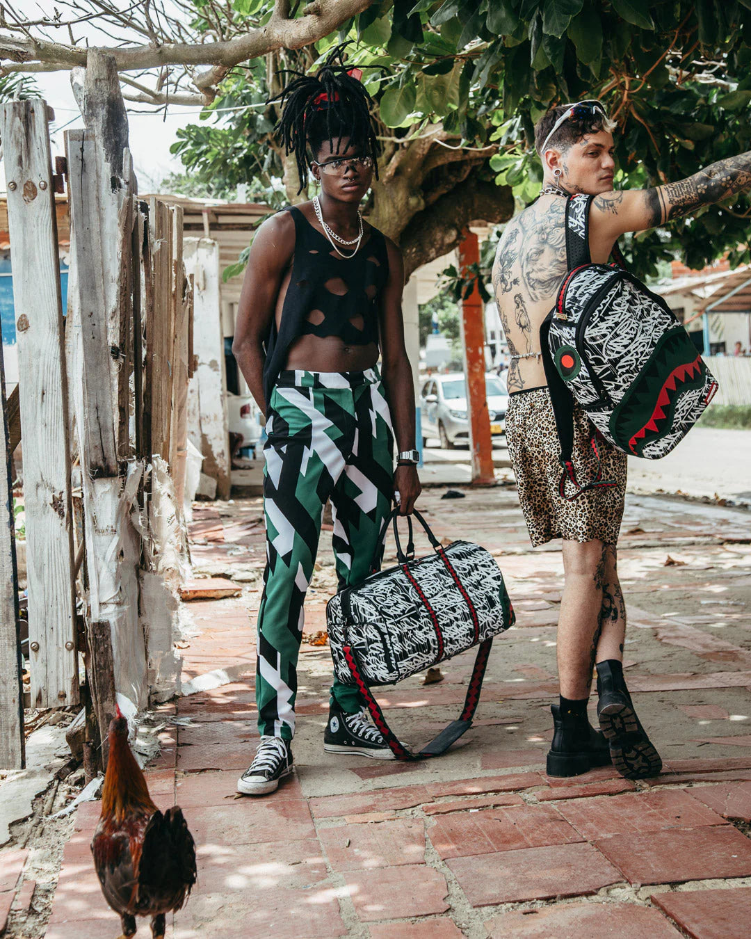 BOLSO DE VIAJE SPRAYGROUND SCRIBBLE SPUCCI NEGRO