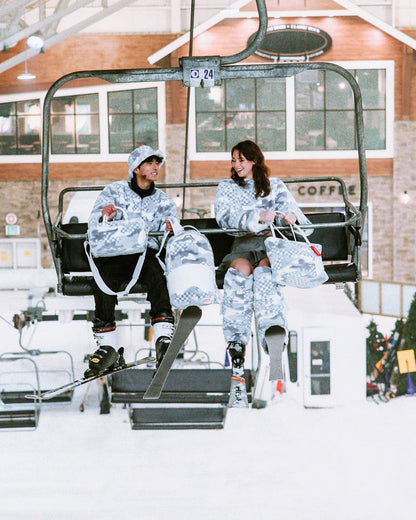 WHITE 3AM FUR MINI DUFFLE