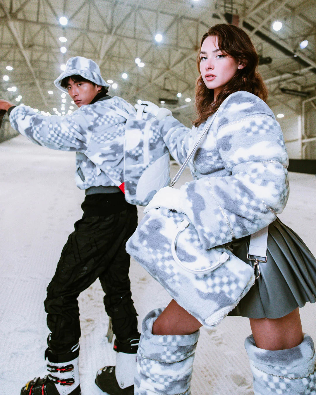 WHITE 3AM FUR MINI DUFFLE