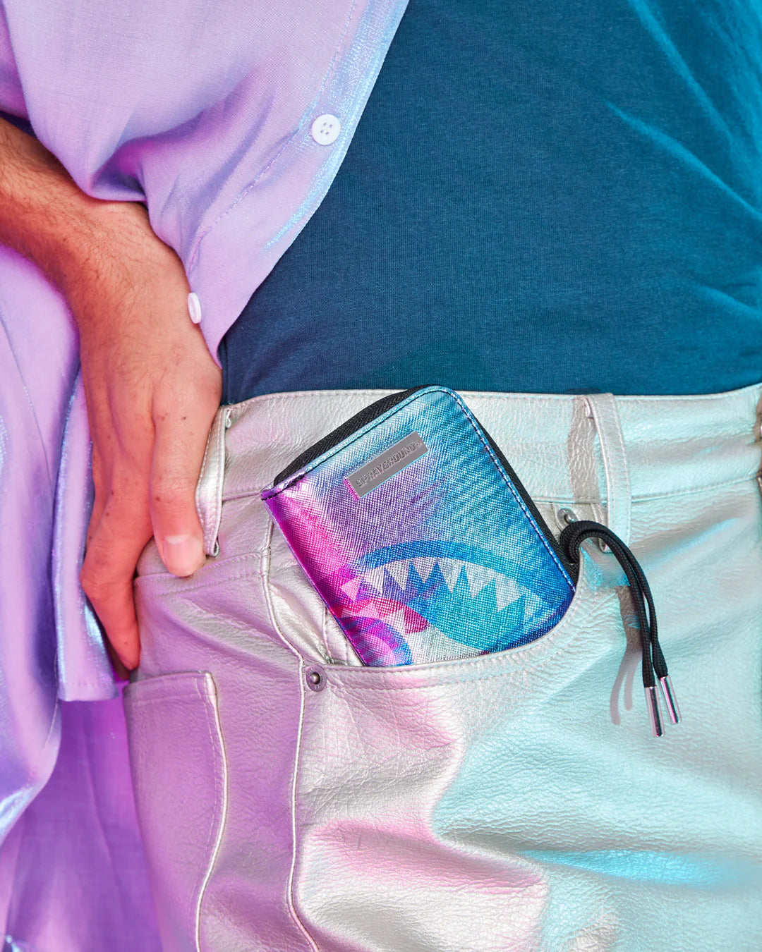 PORTAFOGLIO CON PORTAMONETE SPRAYGROUND TYE CHECK WALLET VIOLA