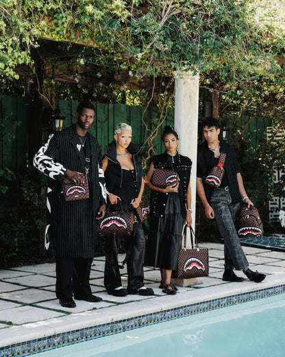 SAWTOOTH SHARKS IN PARIS MESSENGER SLING