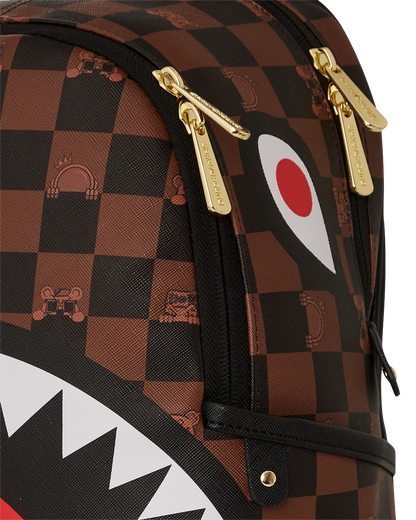 PEEKING CHARACTER CHECK SAVAGE