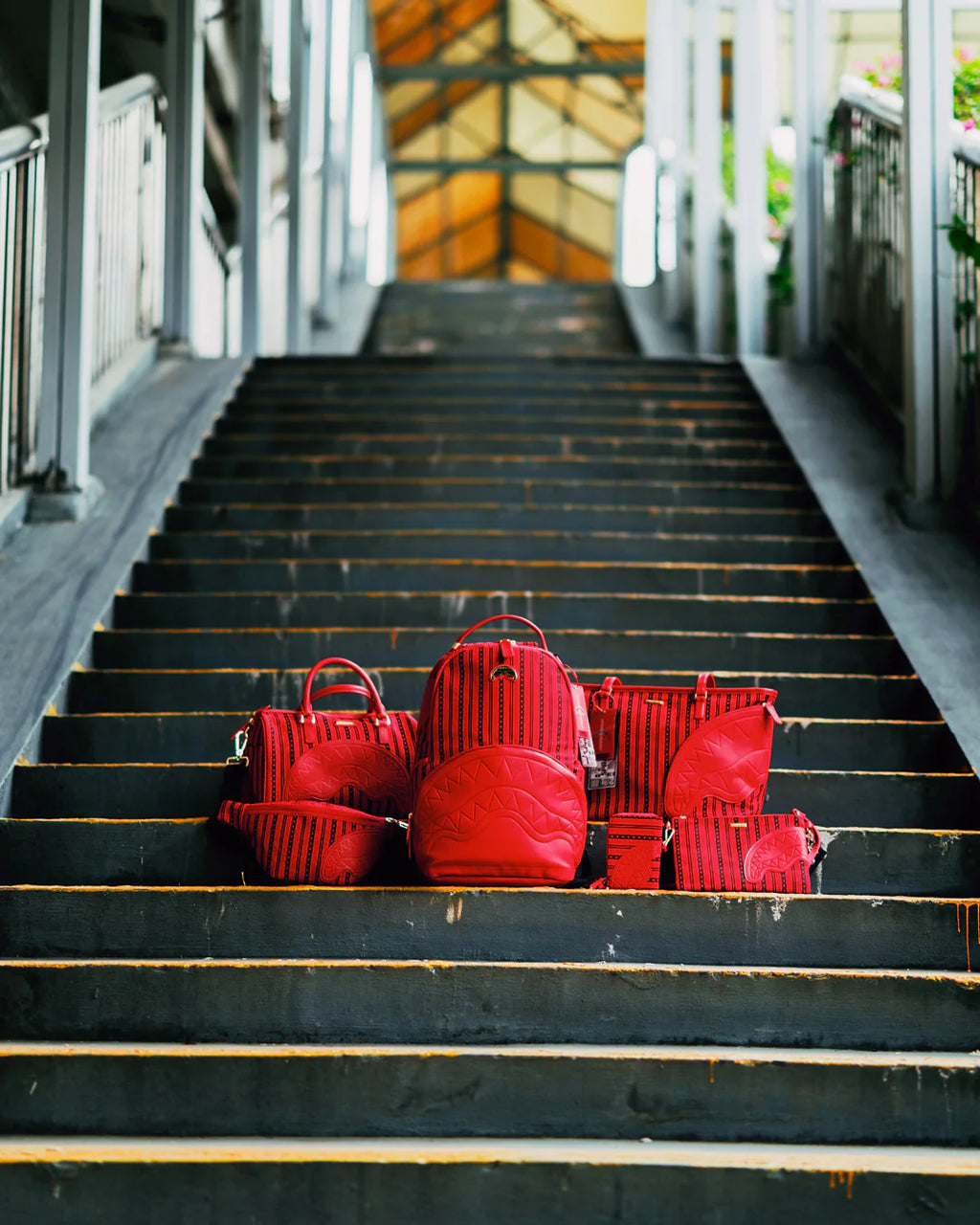 REVERSE SIP 2.0 MINI DUFFLE