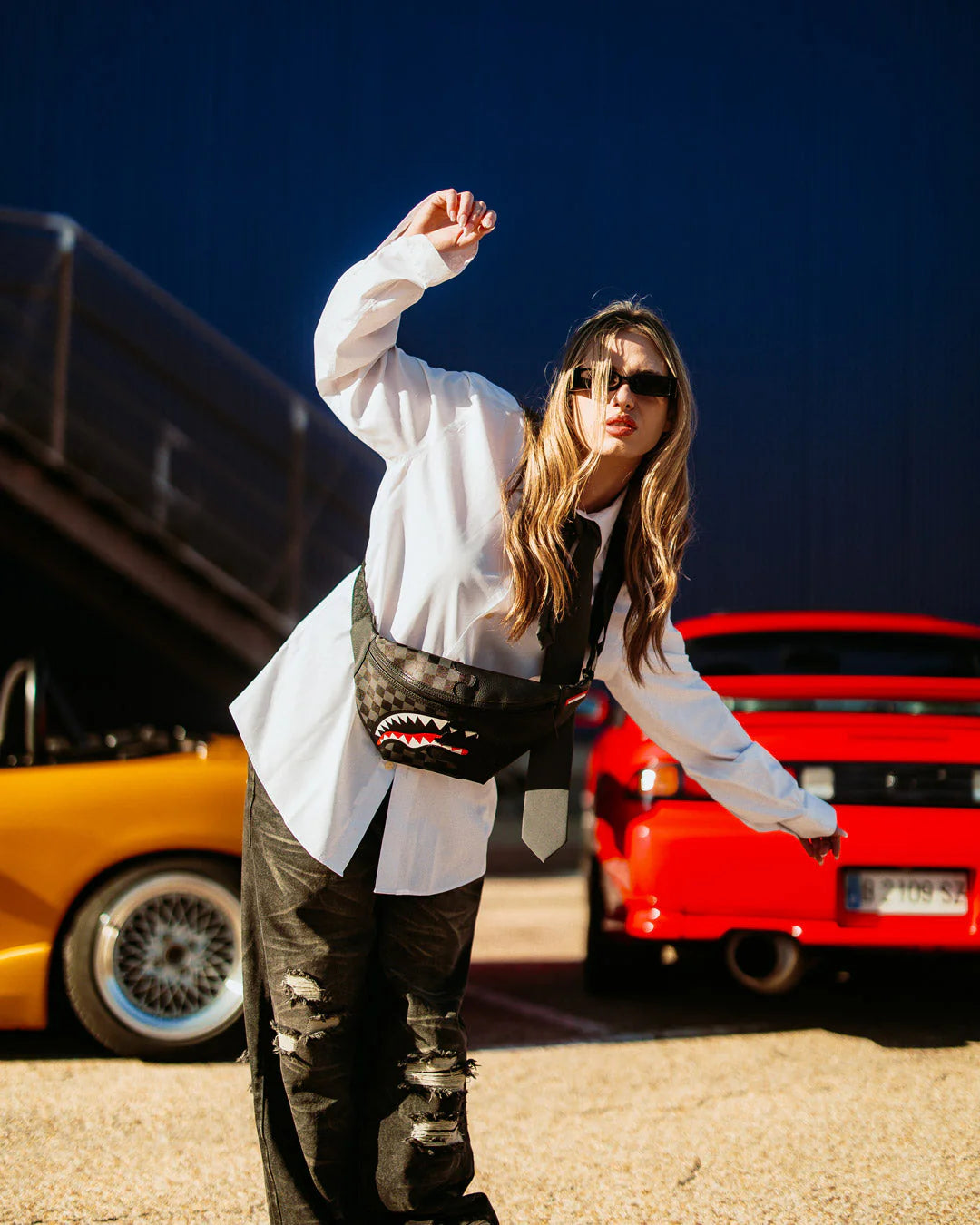 UNFINISHED SHARK CROSSBODY