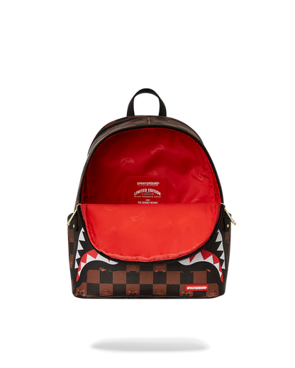 PEEKING CHARACTER CHECK SAVAGE